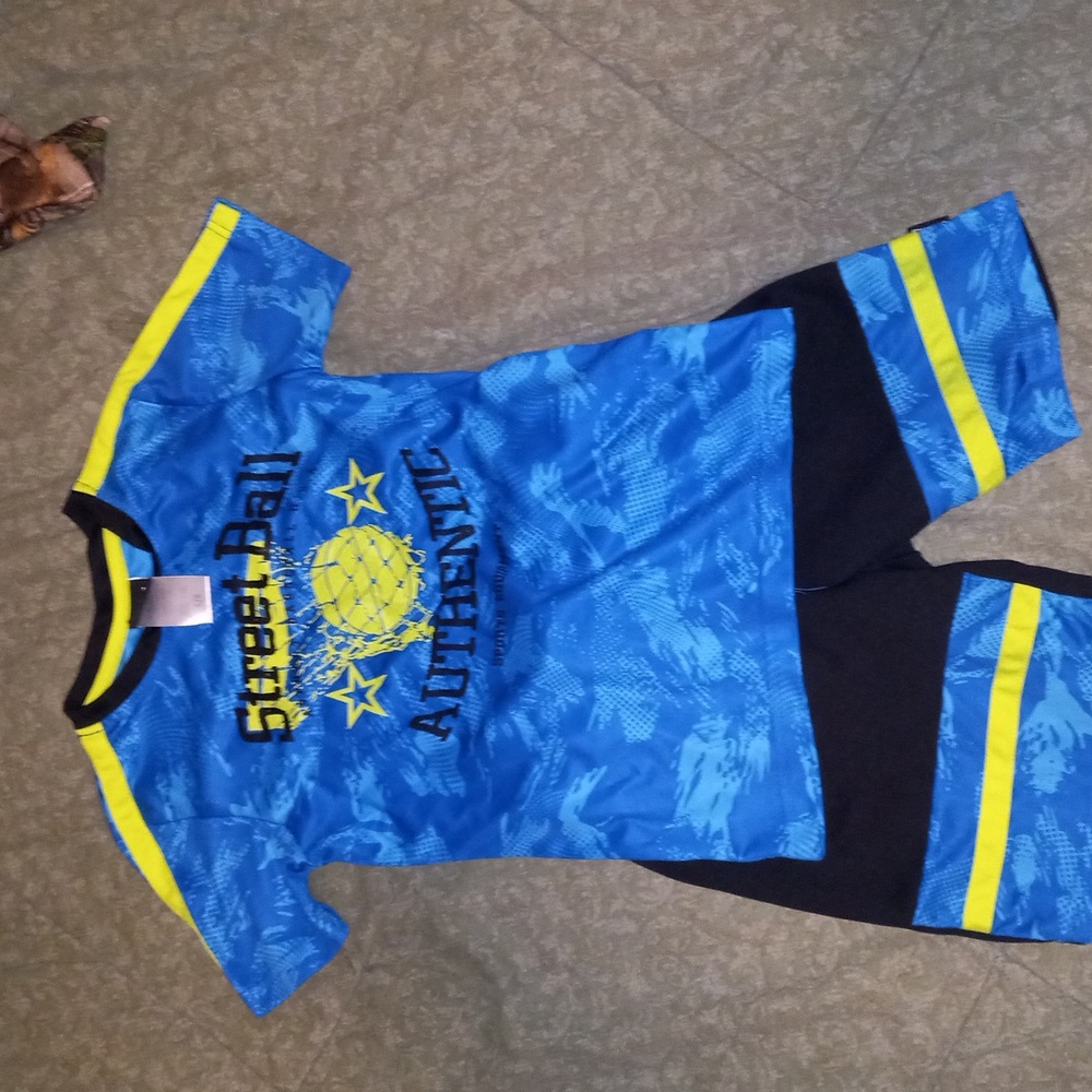 Boys Spalding short and t-shirt set